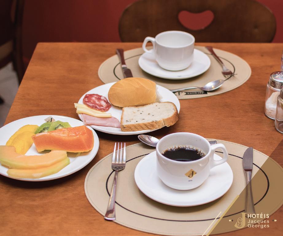Hotel Jacques Georges Business Пелотас Екстериор снимка