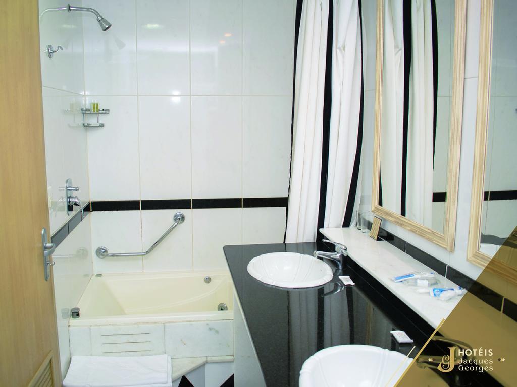 Hotel Jacques Georges Business Пелотас Екстериор снимка