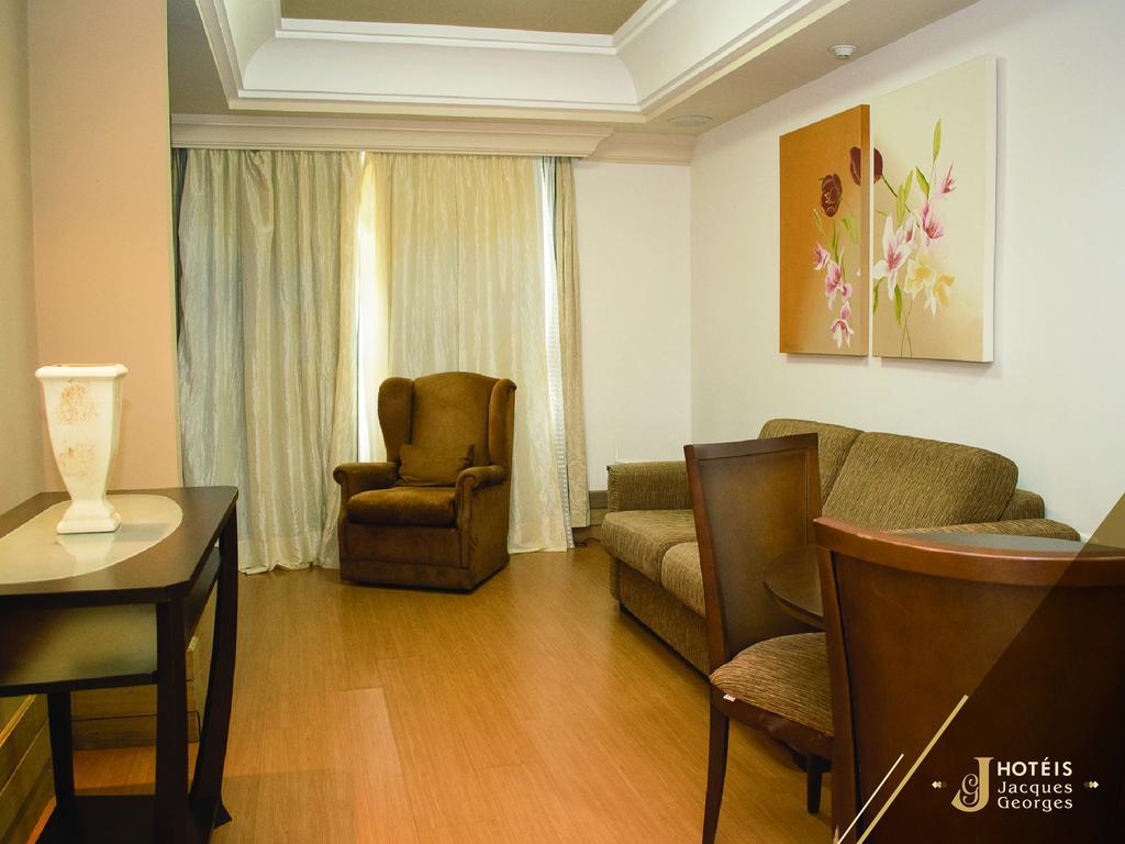 Hotel Jacques Georges Business Пелотас Екстериор снимка
