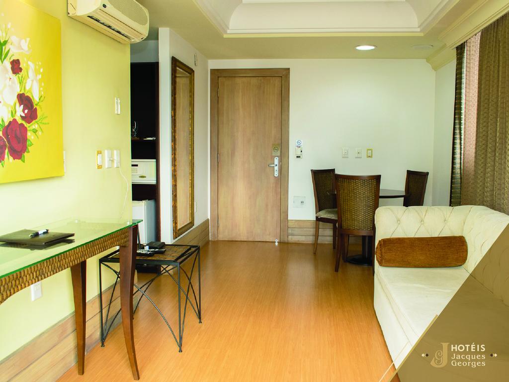 Hotel Jacques Georges Business Пелотас Екстериор снимка