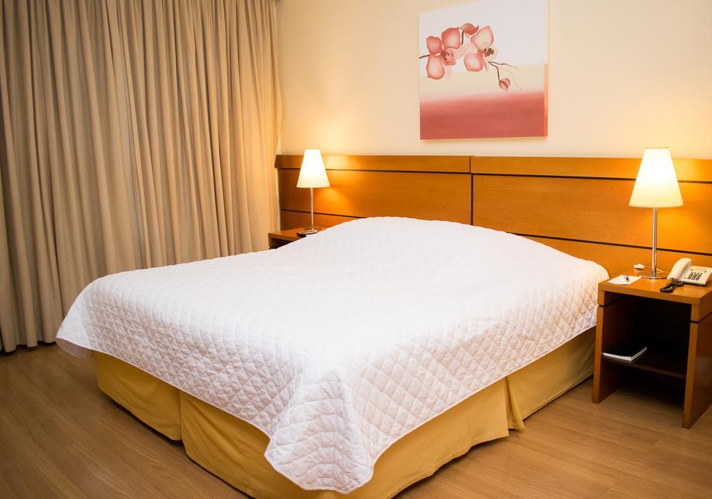 Hotel Jacques Georges Business Пелотас Екстериор снимка